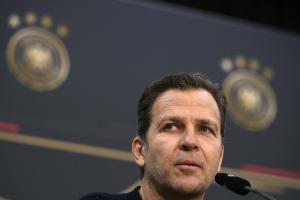 Bierhoff befürwortet Gehaltsobergrenzen im Profifußball