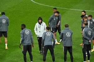 Löw: Alle Spieler fit für Ukraine-Spiel