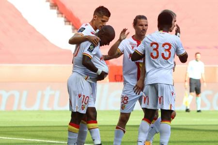 Elf Coronafälle bei Lens: Ligue-1-Partie gegen Nantes verlegt Elf Coronafälle bei Lens: Ligue-1-Partie gegen Nantes verlegt