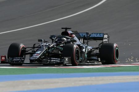 Hamilton holt Pole Position in Portugal Hamilton holt Pole Position in Portugal