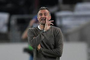 Enrique sieht Messi-Verbleib kritisch: "Klubs größer als Spieler"