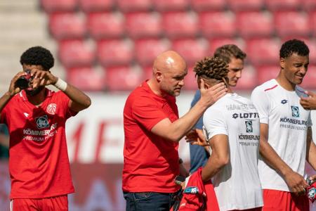 Zwei Coronafälle bei Mainz - Test gegen Frankfurt abgesagt Zwei Coronafälle bei Mainz - Test gegen Frankfurt abgesagt