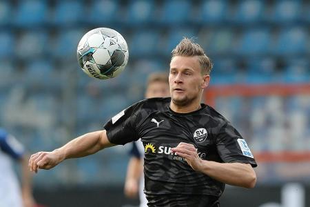 Sandhausen nimmt erste Hürde mit Mühe Sandhausen nimmt erste Hürde mit Mühe