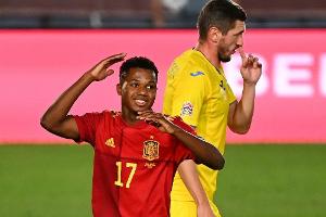 Fati jüngster spanischer Torschütze - Spanien gewinnt gegen Ukraine