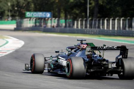 Formel 1: Rennunterbrechung in Monza, Stop-and-Go-Strafe gegen Hamilton Formel 1: Rennunterbrechung in Monza, Stop-and-Go-Strafe gegen Hamilton