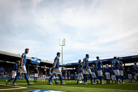 Bochum vor 300 Zuschauern gegen St. Pauli Bochum vor 300 Zuschauern gegen St. Pauli