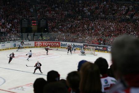 Hoffnung für Kölner Haie: Lanxess-Arena plant Events für 7000 bis 9000 Zuschauer Hoffnung für Kölner Haie: Lanxess-Arena plant Events für 7000 bis 9000 Zuschauer