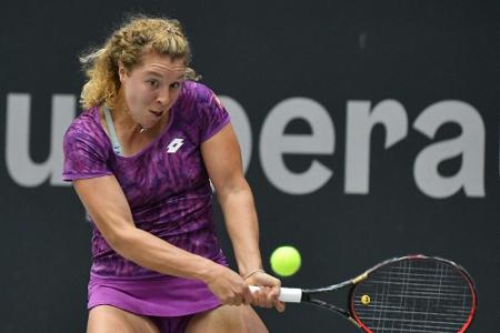 Grand-Slam-Fluch besiegt: Friedsam erreicht zweite Runde gegen Kerber Grand-Slam-Fluch besiegt: Friedsam erreicht zweite Runde gegen Kerber