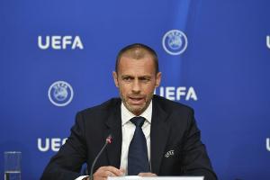 UEFA unterstützt Kampf gegen die "Bestie Rassismus": Keine Sanktionen bei Protesten