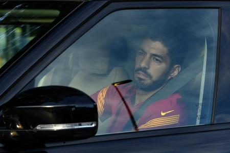 Abschied unter Tränen: Suarez verlässt Barcelona Abschied unter Tränen: Suarez verlässt Barcelona