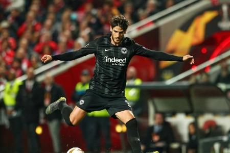Leihe mit Kaufoption: Schalke holt Paciencia aus Frankfurt Leihe mit Kaufoption: Schalke holt Paciencia aus Frankfurt