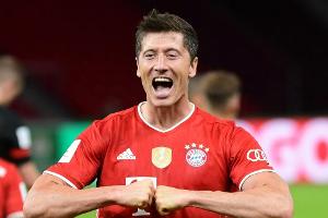 Lewandowski unter Fußball-Topverdienern weltweit - Messi Spitzenreiter
