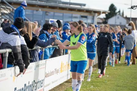 Frauenfußball-Bundesliga: Sand darf vor bis zu 250 Zuschauern spielen Frauenfußball-Bundesliga: Sand darf vor bis zu 250 Zuschauern spielen