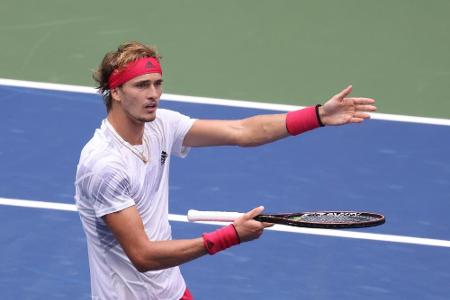 Zverev bei den US Open in der dritten Runde Zverev bei den US Open in der dritten Runde