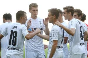 Pokal: Erstliga-Favoriten ohne weiteren Erstrunden-Ausfall - Freiburg-Spiel vor Corona-Absage