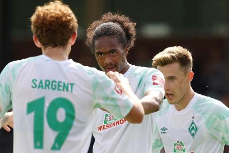 Bremen wieder mit Schwächen: Mühevoller Sieg in Jena Bremen wieder mit Schwächen: Mühevoller Sieg in Jena