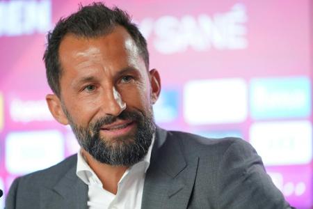 Im Vertragsstreit: Salihamidzic weist Alaba in die Schranken Im Vertragsstreit: Salihamidzic weist Alaba in die Schranken