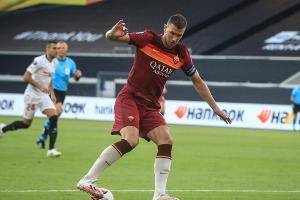 Medien: Dzeko kassiert 7,5 Millionen Euro Jahresgehalt bei Juve