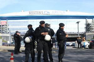 Reduziertes Einsatzaufkommen für Polizei - Reul besorgt