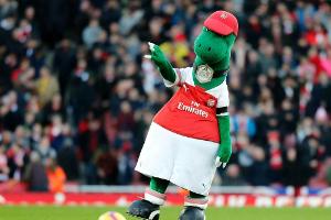 Arsenal-Dino "Gunnersaurus" feiert Rückkehr