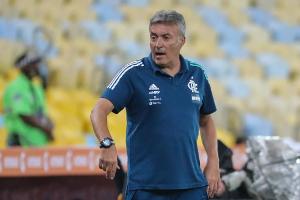 Trainerbeben in Brasilien: Meister und Spitzenreiter auf der Suche