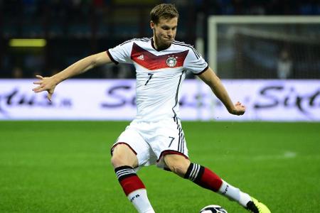 HSV-Chef Jansen: Mit Tests wie auf Kreuzfahrtschiffen gegen die Corona-Krise HSV-Chef Jansen: Mit Tests wie auf Kreuzfahrtschiffen gegen die Corona-Krise