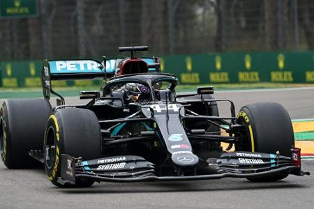 Hamilton gewinnt auch in Imola - Mercedes wieder Konstrukteursweltmeister Hamilton gewinnt auch in Imola - Mercedes wieder Konstrukteursweltmeister