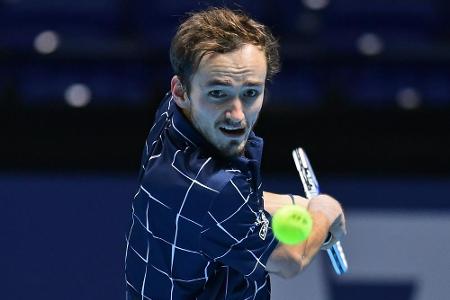 Medwedew gewinnt ATP Finals gegen Thiem Medwedew gewinnt ATP Finals gegen Thiem