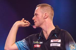 Darts-EM: Clemens und Hopp scheitern in Runde eins