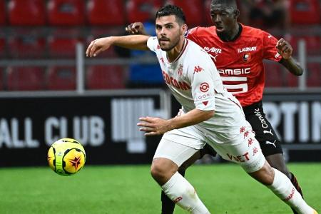 Kovac mit Entwicklung von Doppelpacker Volland sehr zufrieden Kovac mit Entwicklung von Doppelpacker Volland sehr zufrieden