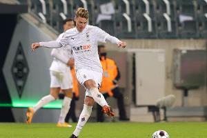 Gladbach fliegt mit Elvedi und Jantschke nach Kiew
