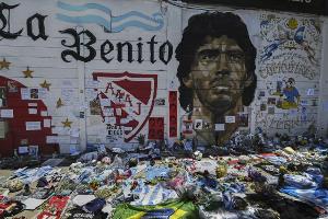 Maradona: Behörden prüfen Todesumstände