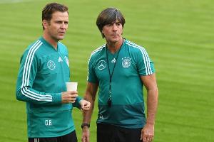 Bierhoff: "Ich bin von Löw voll überzeugt"