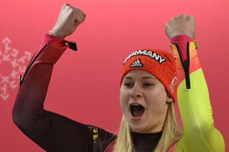 Eitberger schlägt Geisenberger: Doppelsieg in Oberhof Eitberger schlägt Geisenberger: Doppelsieg in Oberhof