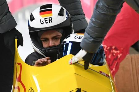 Dritter deutscher Dreifachsieg im Frauen-Bob: Rückkehrerin Schneider siegt in Igls Dritter deutscher Dreifachsieg im Frauen-Bob: Rückkehrerin Schneider siegt in Igls