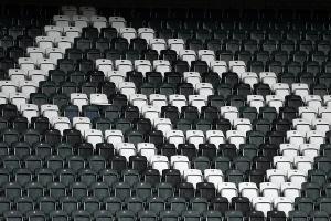 Gladbach-Geschäftsführer Schippers: "Corona wirbelt alles durcheinander"
