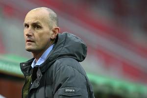 FCA-Coach Herrlich warnt vor sieglosen Schalkern