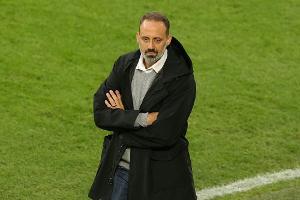VfB-Coach warnt: "Wir sollten auf dem Boden bleiben"