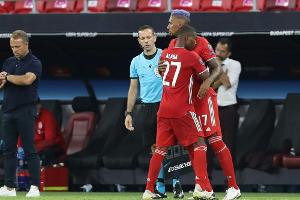 Boateng und Alaba überraschen Kinder in Krankenhäusern