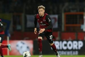 Nürnberg feiert Sieg gegen Aue