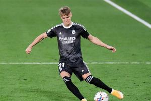 Ödegaard rührt Geflüchteten zu Tränen