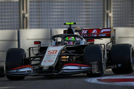 Formel-1-Test: Schumacher dreht über 100 Runden im Haas Formel-1-Test: Schumacher dreht über 100 Runden im Haas