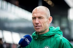 Kein Licht am Fahrrad - Robben will schnell nach Hause