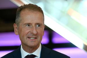 Rückendeckung von VW-Boss Diess für Löw