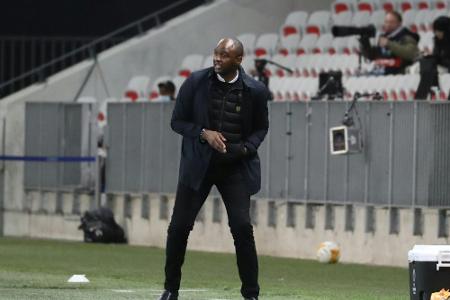 Nach 2:3 gegen Bayer: Nizza trennt sich von Trainer Vieira Nach 2:3 gegen Bayer: Nizza trennt sich von Trainer Vieira