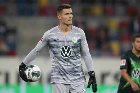 Nächster Coronafall in Wolfsburg: Keeper Pervan positiv getestet Nächster Coronafall in Wolfsburg: Keeper Pervan positiv getestet