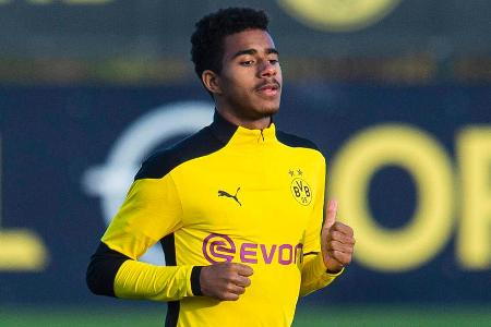 Feierte sein Champions-League-Debüt, hatte keine nennenswerte Aktion mehr.
