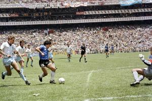 Ex-Nationalspieler Hodge will Maradonas "Hand Gottes"-Trikot behalten