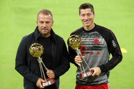 Lewandowski und Flick mit Globe Soccer Award ausgezeichnet Lewandowski und Flick mit Globe Soccer Award ausgezeichnet