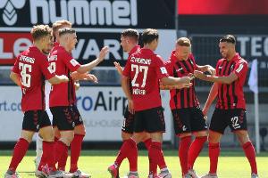 Schützenfest für Freiburg im ersten Test im Trainingslager